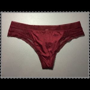 ❤️VS Body By Victoria Thong Panty ❤️